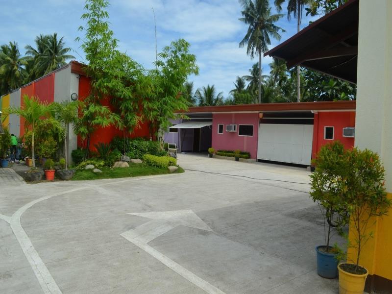 Rainbow Romanz Garden Inn Tagum Exterior foto