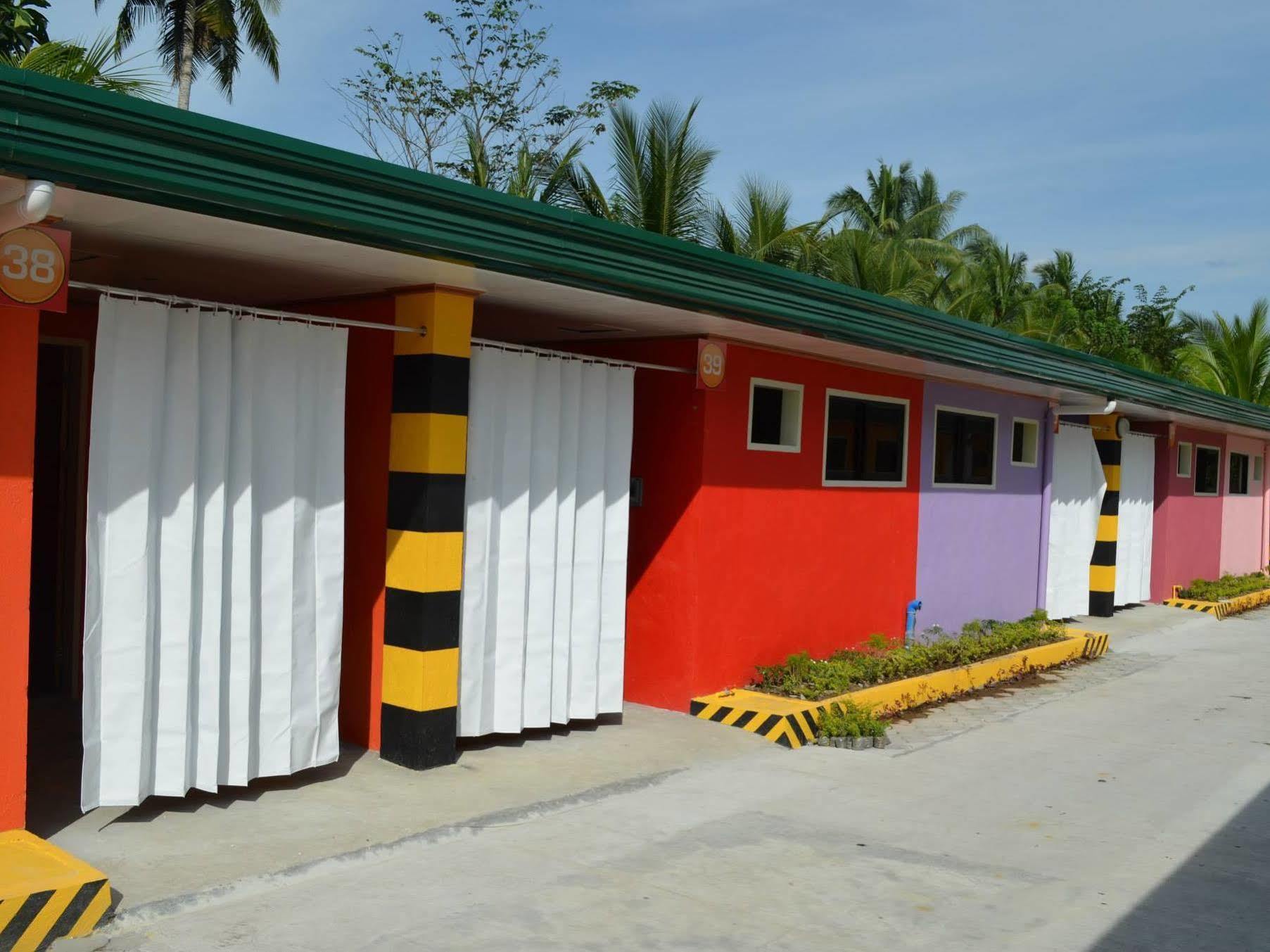 Rainbow Romanz Garden Inn Tagum Exterior foto